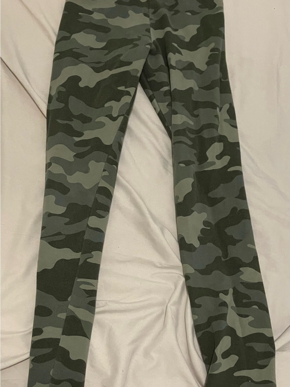 Old Navy Olive Green Camo Kids Leggings !Accepting Offers/Bundle Deals!